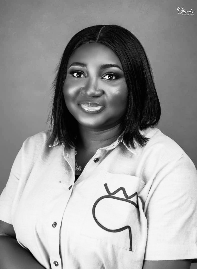 KEMISOLA LOIS
