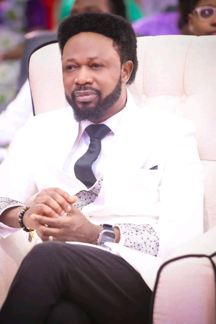Joshua IGINLABOOKS
