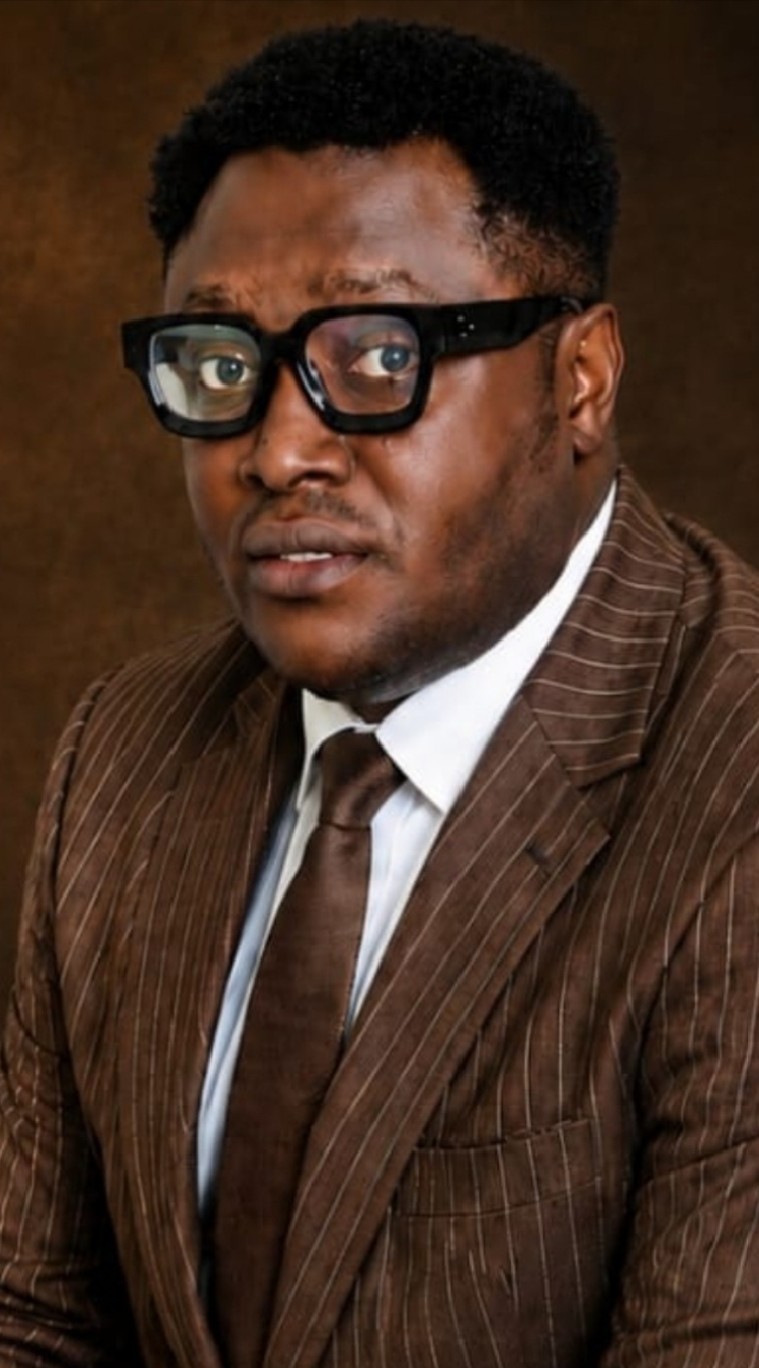 Dr Joshua Benn