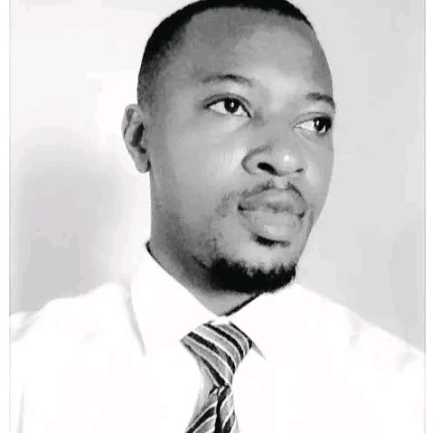 Peter Razaq  Dogo