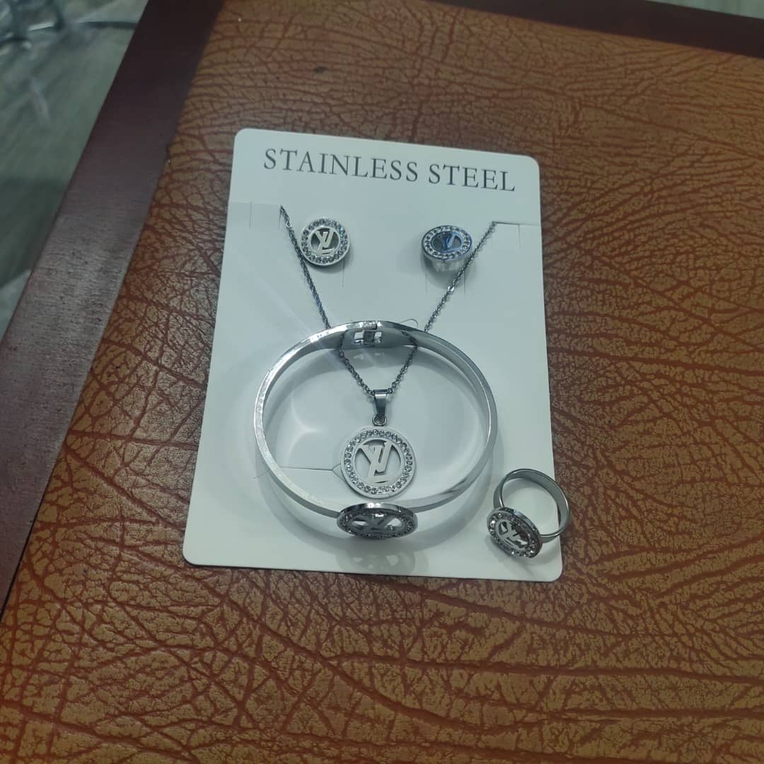 Steel Set