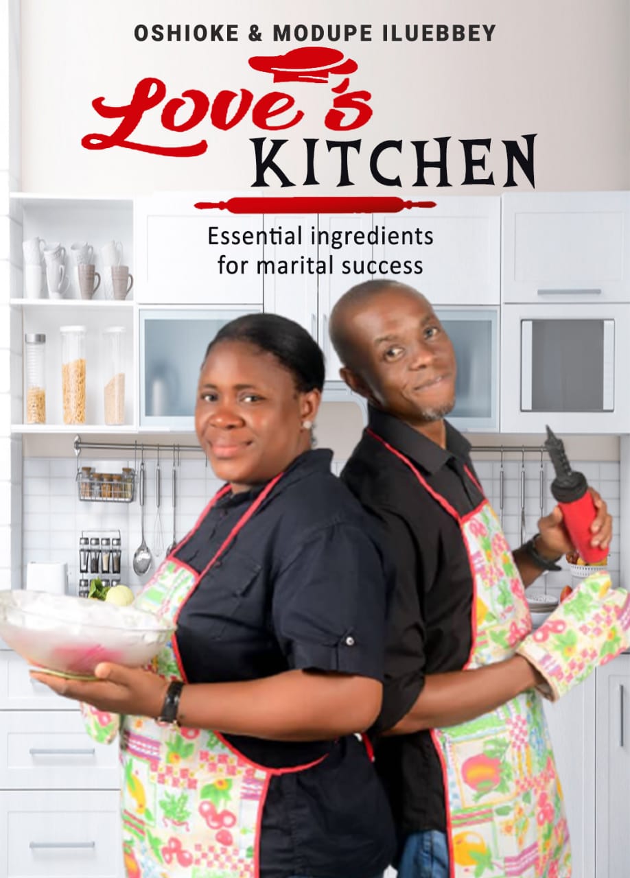 LOVE'S KITCHEN (Ebook)