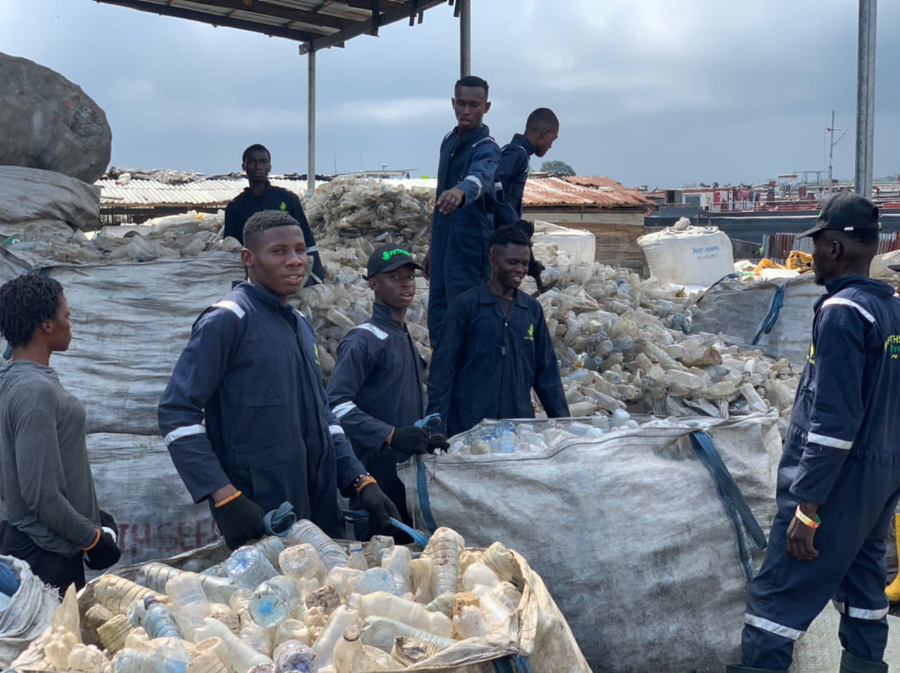 PET PLASTIC WASTE RECYCLING ONLINE COURSE (PPWROC)- LEARN HOW TO CONVERT PET PLASTIC WASTE SUCH AS USED WATER PLASTIC AND BEVERAGE PLASTIC BOTTLE CONTAINERS TO CASH!