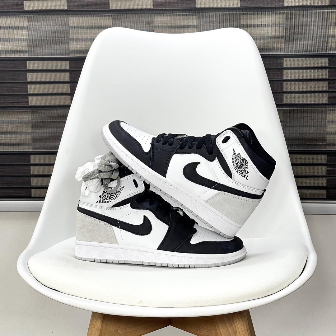 air jordan 1 high og stage haze