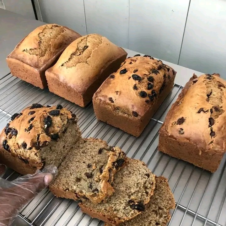 Bread baking and micro bakery