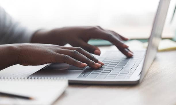 Les règles de base en rédaction social media