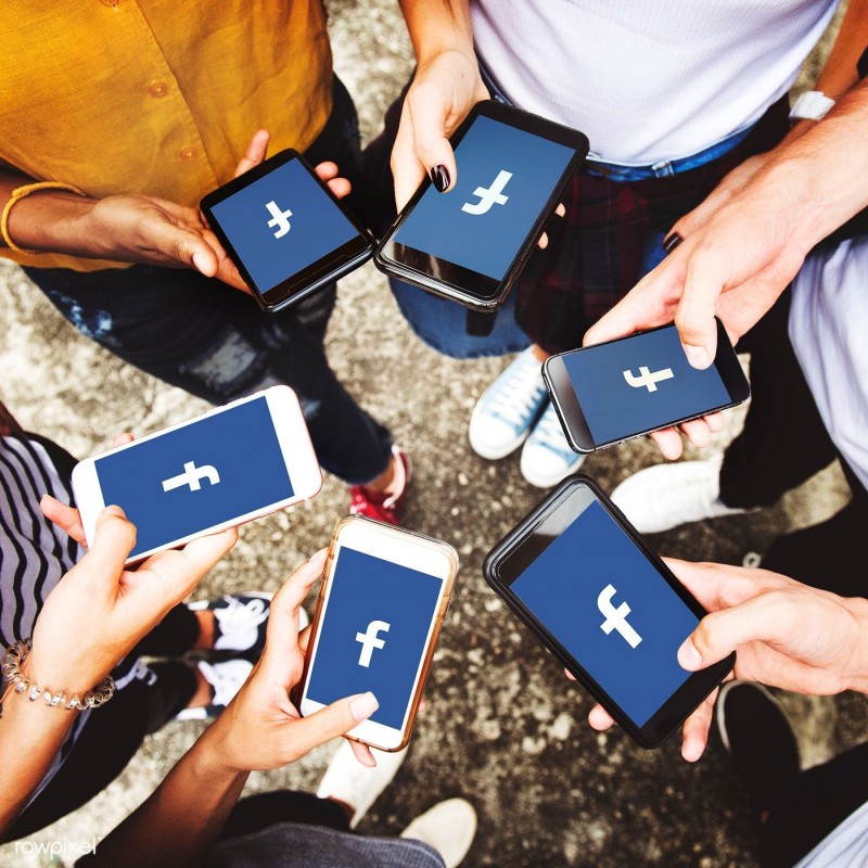 SMARTPHONE LEADS MAGIC FOR ONLINE MARKETER