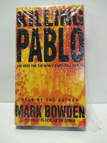 Killing Pablo by Mark Bowden (Author)