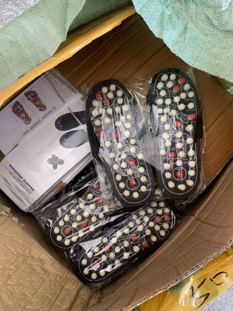 Massage slippers