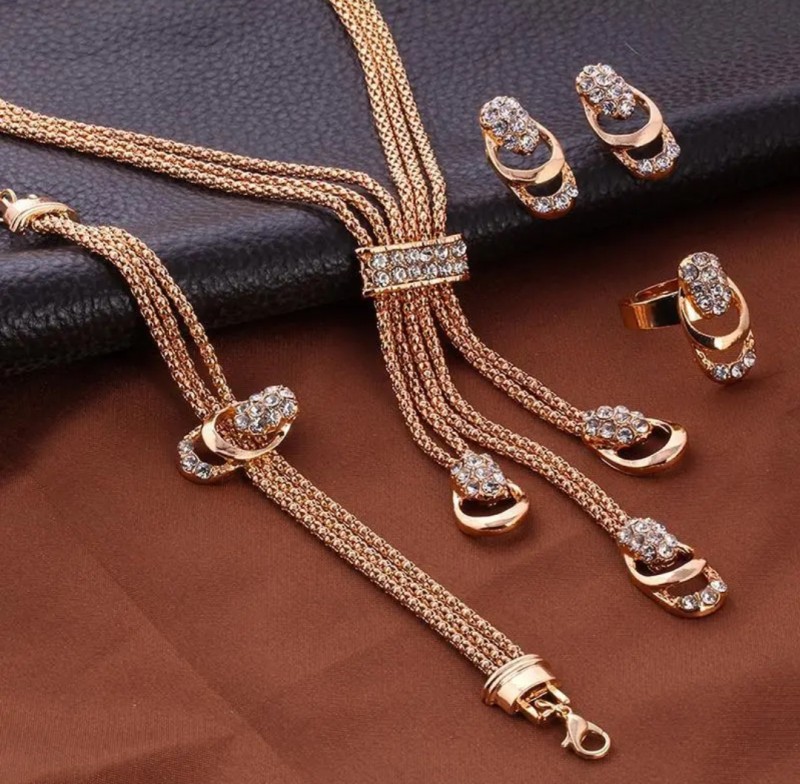 Golden Diamond Jewelry For Women