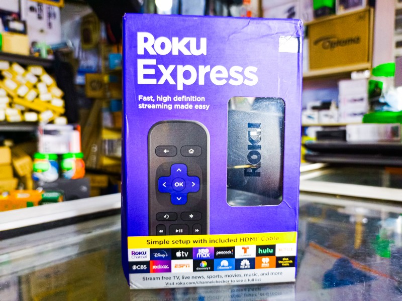 Roku Tv Streaming Stick Media Streamer Portable Player With Roku Apps + Free Hdmi Cable