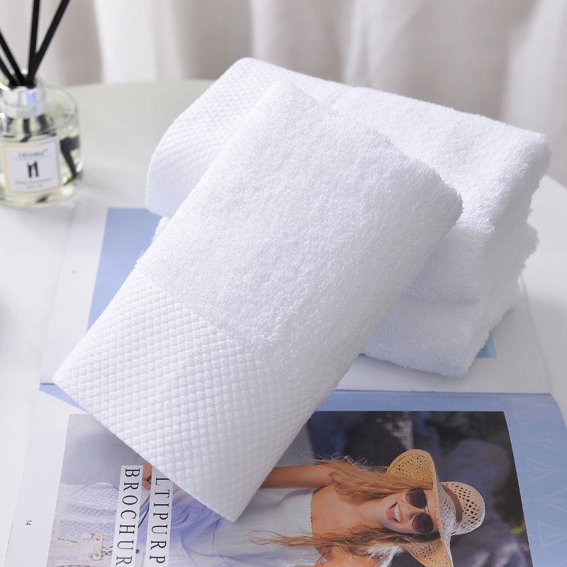Luxury white towels (100% Turkish cotton)
