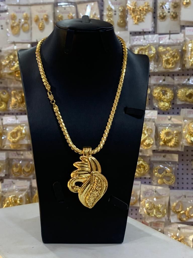 Bold and Brilliant Cuban Necklace
