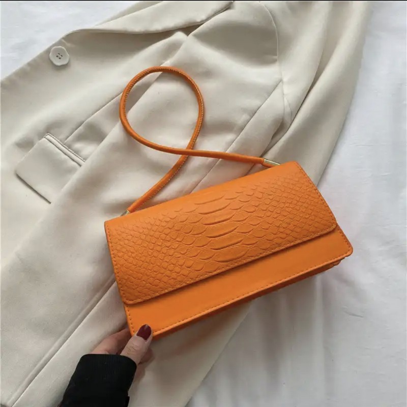 Trendy Shoulder Bag Casual Solid Handbag Armpit