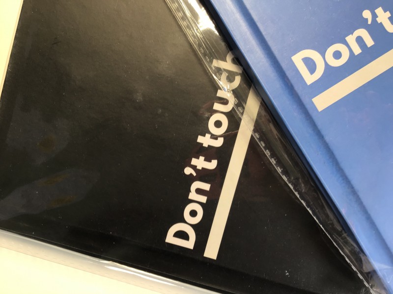 “Don't touch me” Journal
