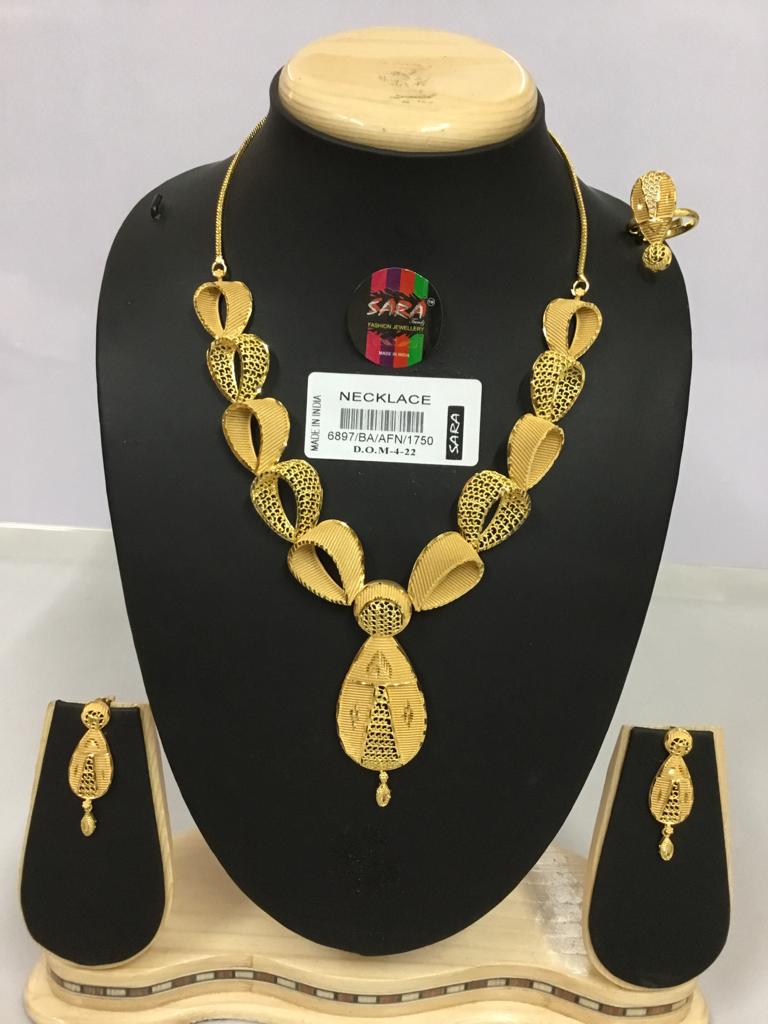 Gold-plated fancy necklace set