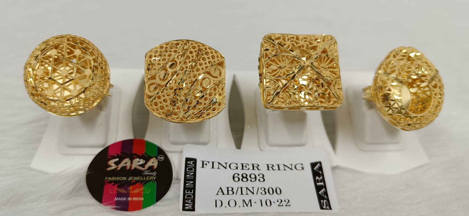 Gold-plated mirror finish fingerrings