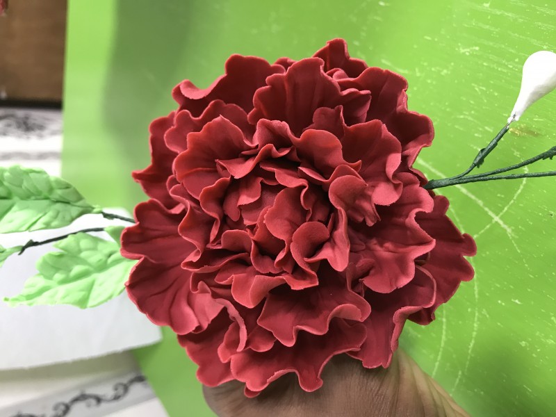 Decorate like a Pro: Make a Closed Sugar Peony