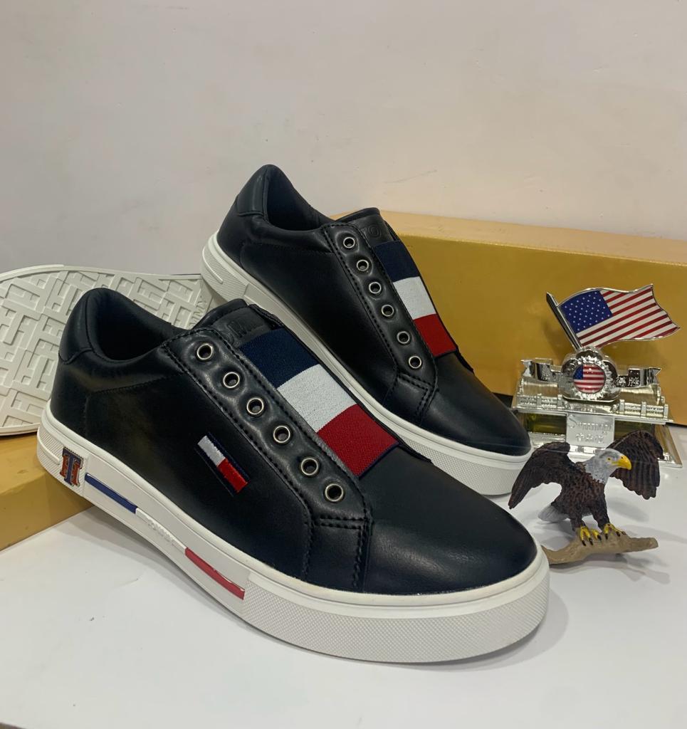 TOMMY HILFIGER
