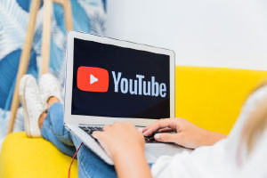 YOUTUBE GUIDE (How to Get Your First 10,000+ YouTube Subscribers and Dollars on YouTube)