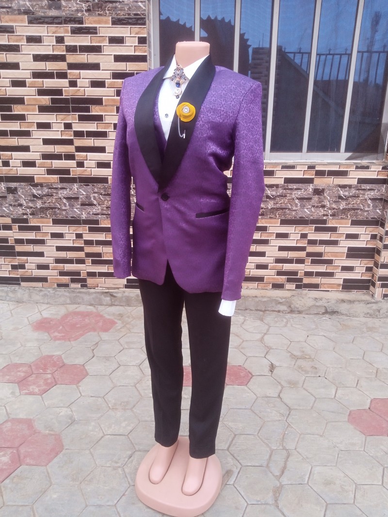 Tuxedo suit