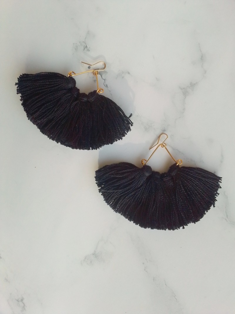 Fan-cy Earrings - Black