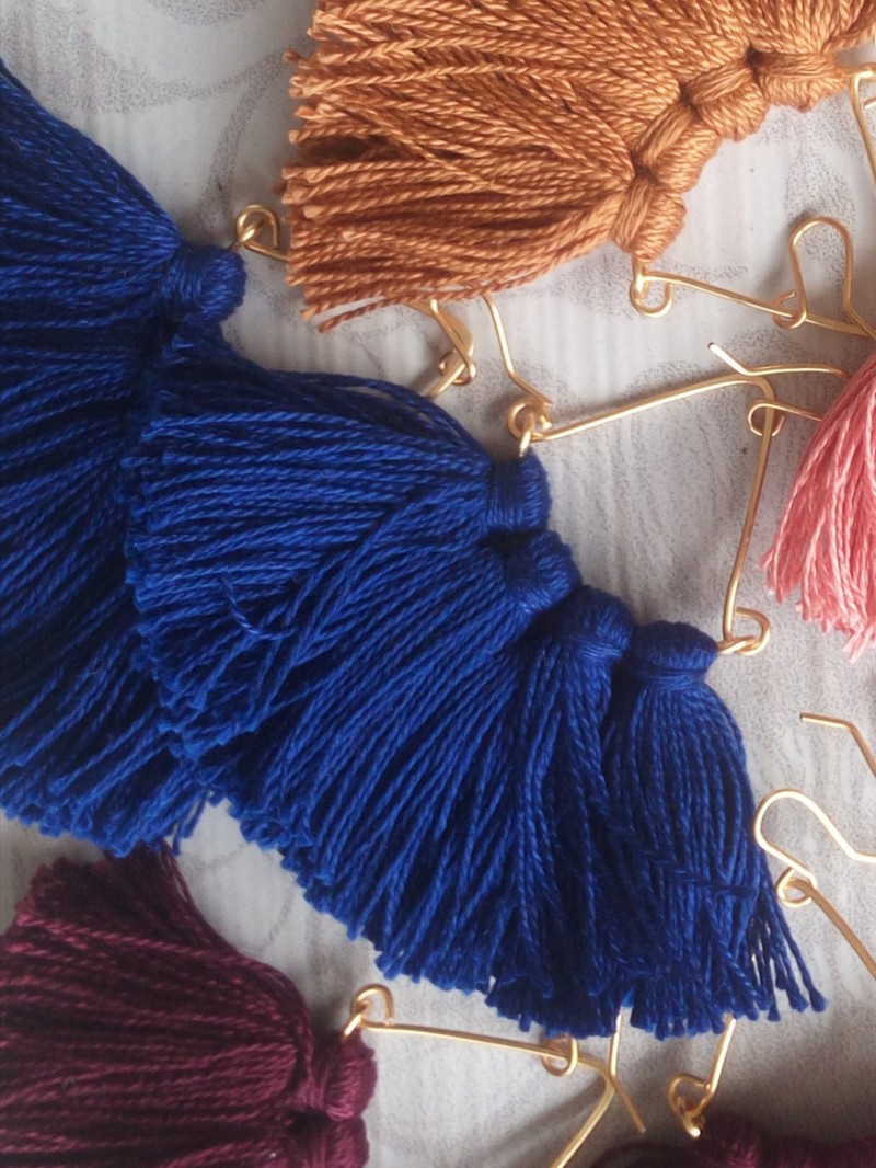 Fan-cy Earrings - Royal blue
