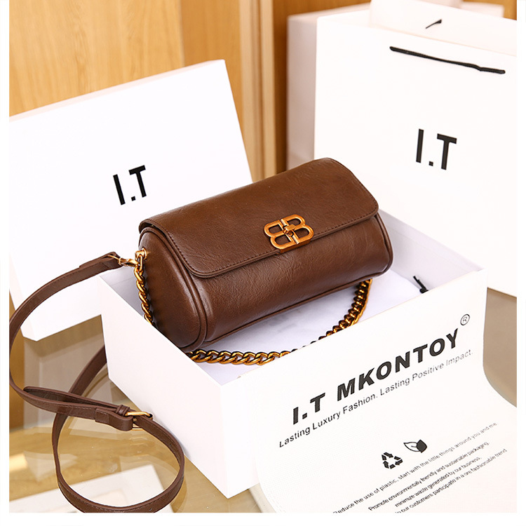 Women fashion hand bag