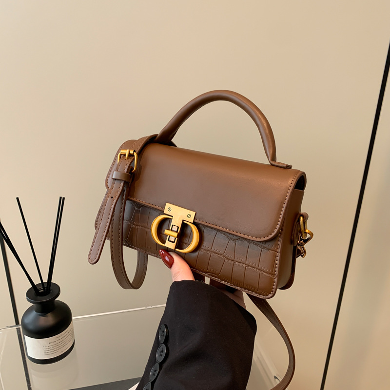 Women fashion hand bag