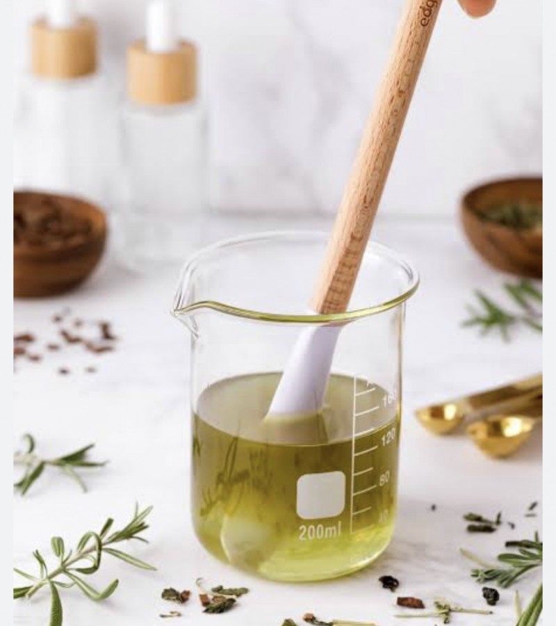 The Ultimate Hair Growth Oil Guide"
