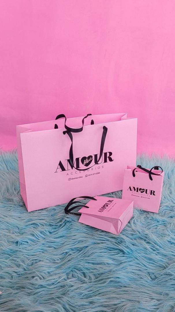 Buy luxury paper bag moq 50pcs by the showcase hub on selar