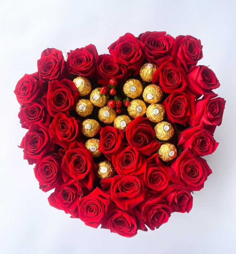 Valentine chocolates package
