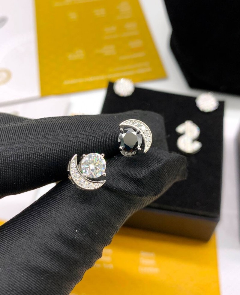Diamond earrings