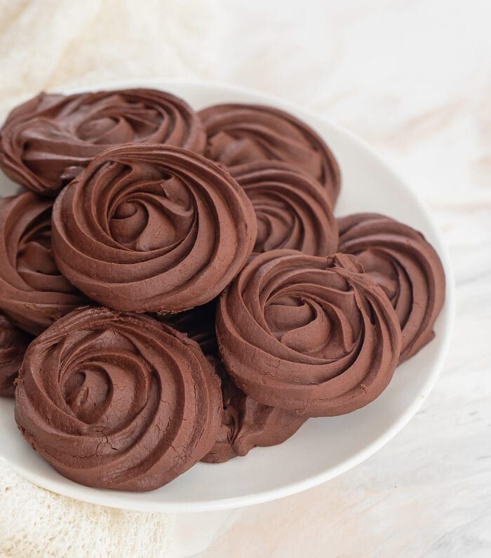 SWEET AND DELICIOUS COOKIES: The ultimate way to bake premium cookies from scratch