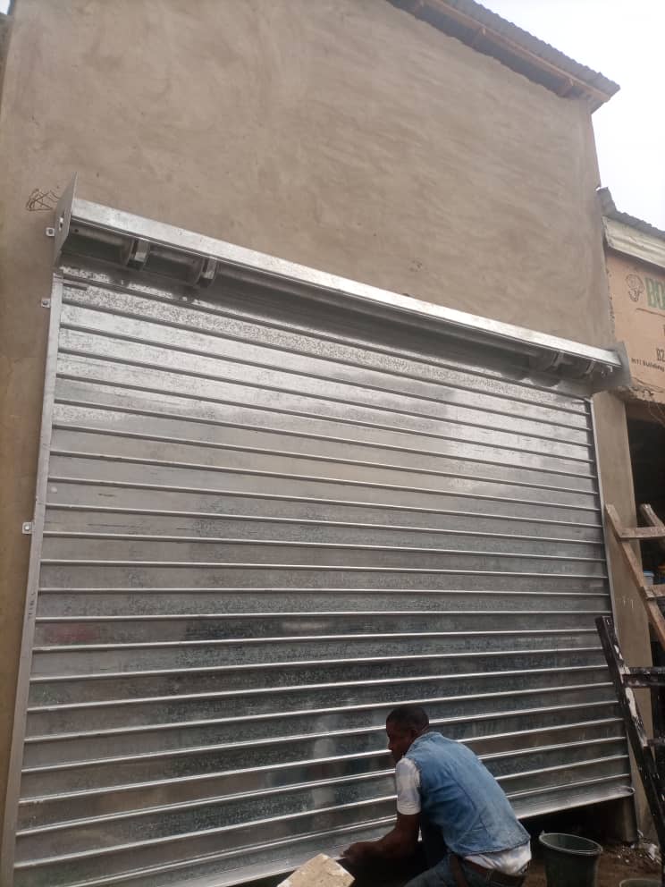 Lolling gavanas iron  doors