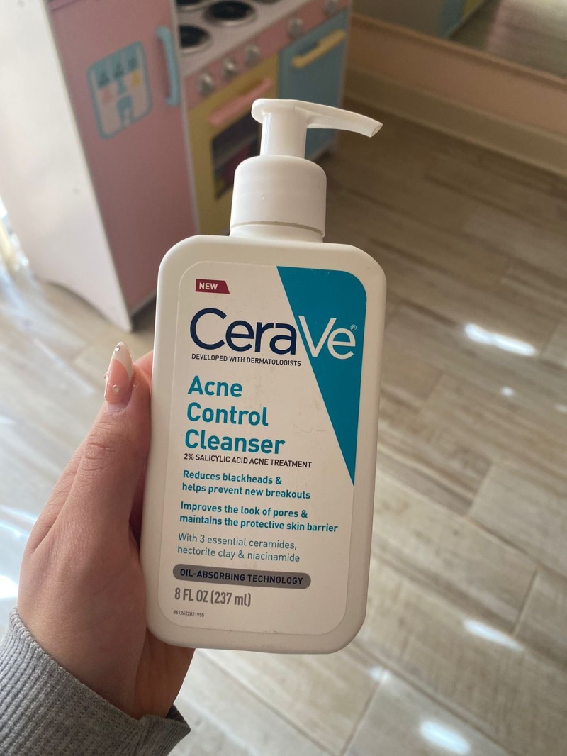 Cerave Acne control cleanser