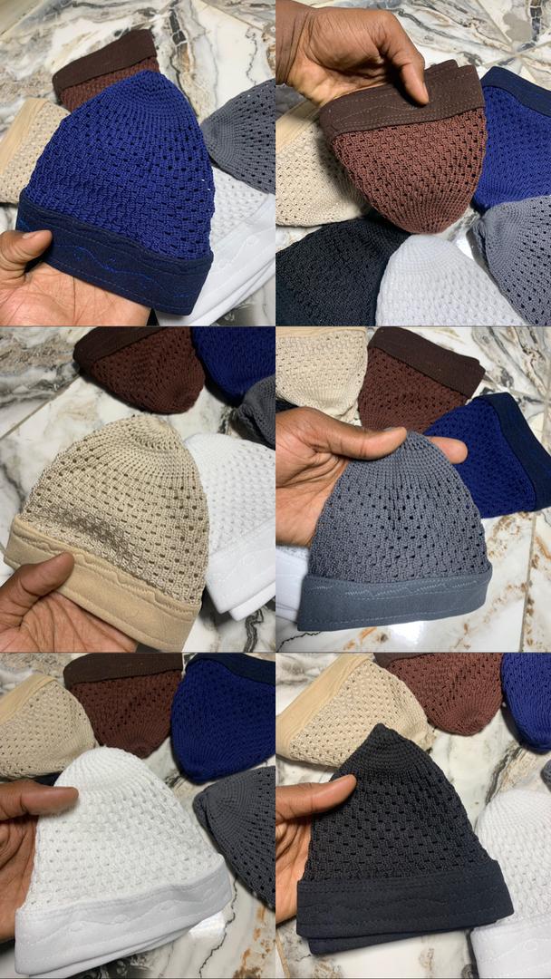Caps