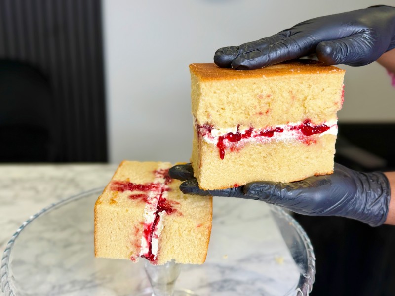 Classic Vanilla Cake Recipe