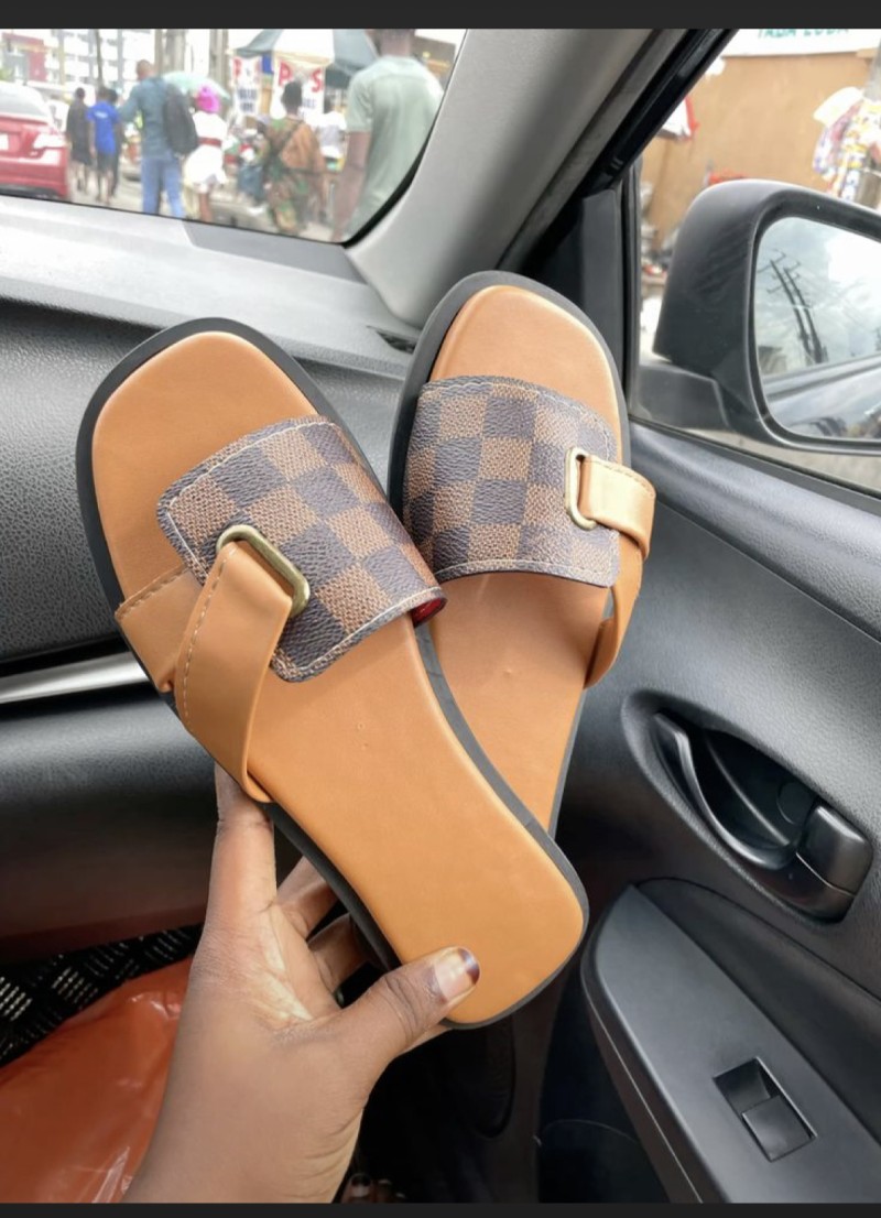 Quality female handmade slippers