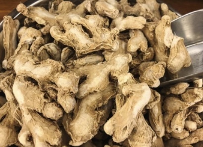 Buy Sun-Dried Split Ginger by Davida Attah on Selar