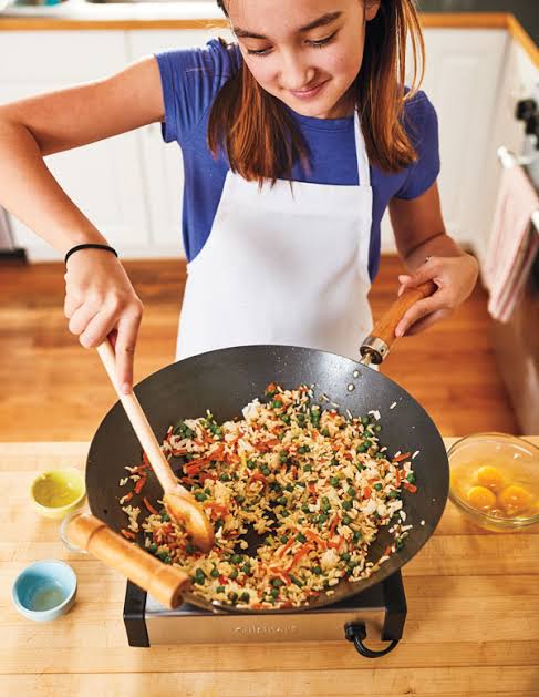How to cook Nigeria fried rice in Advance way