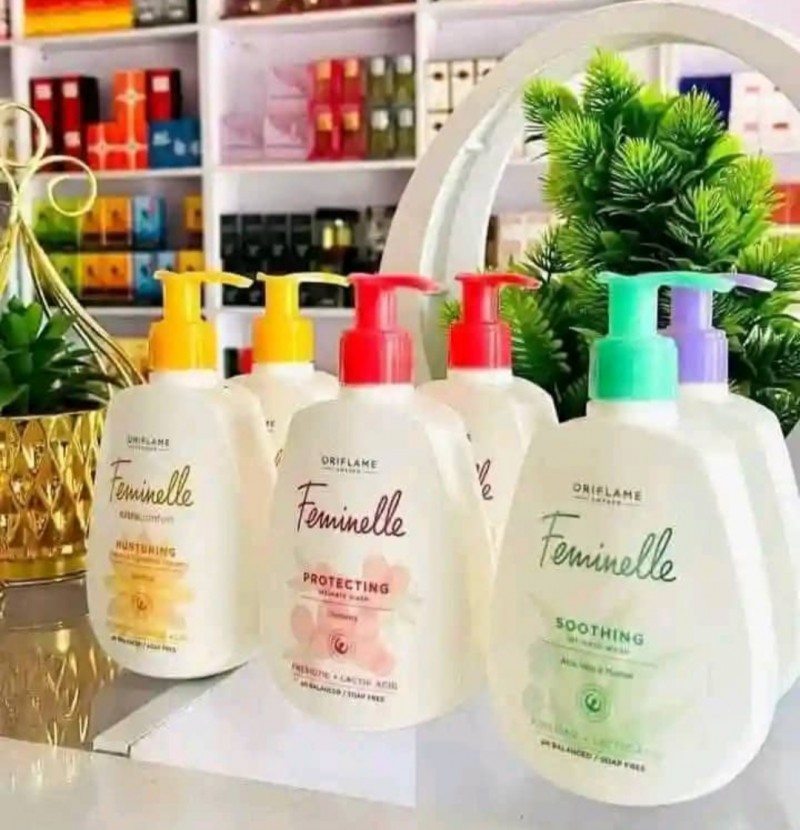 Oriflame feminelle intimate wash