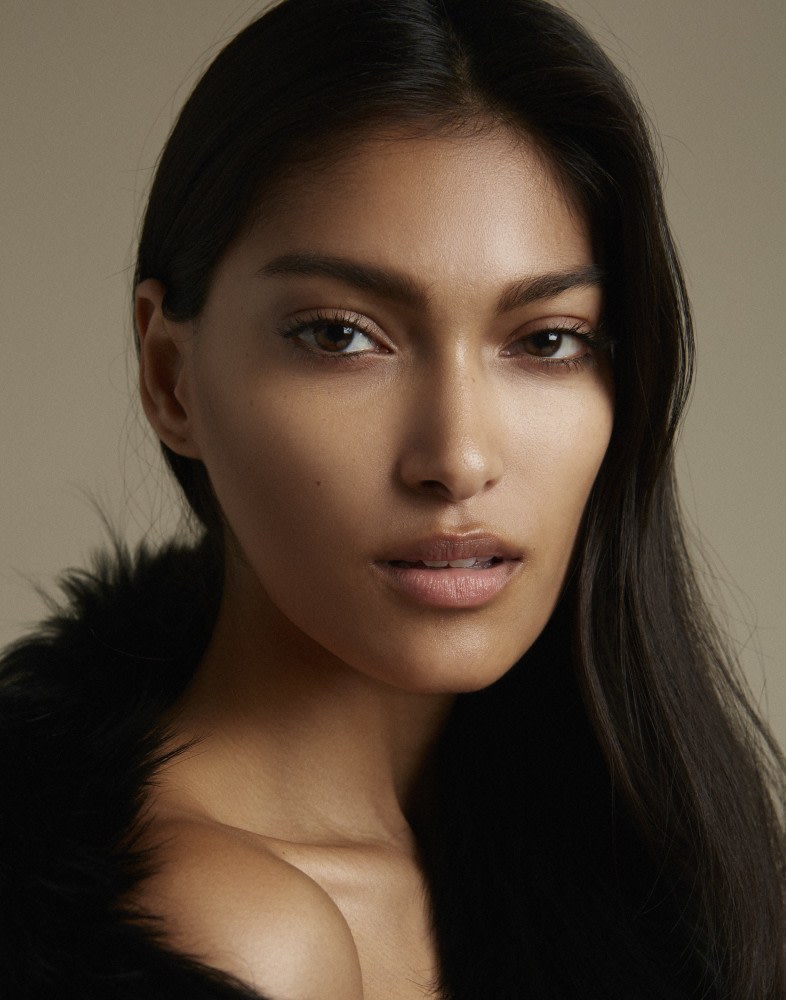 Become A Freelance Model With Fastdeals Advertising