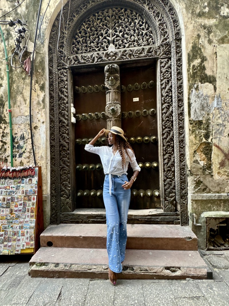 Travel Consultancy With Millennial Bestie