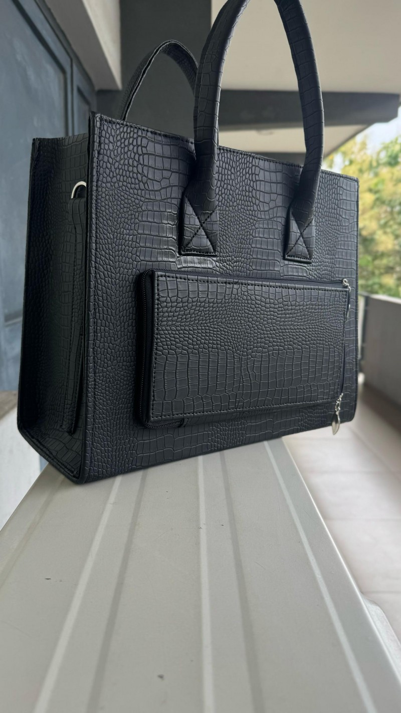 The Dassah Compartment Bag