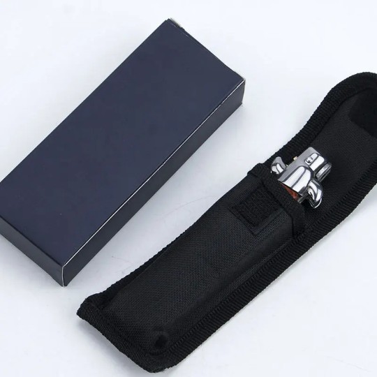 Foldable pocket knives