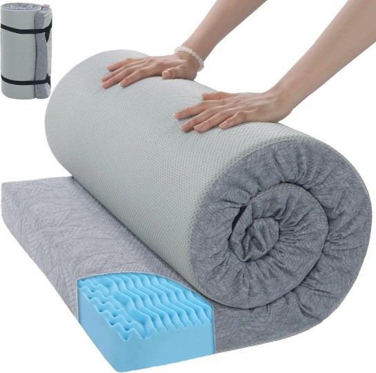 Portable rollup mattress