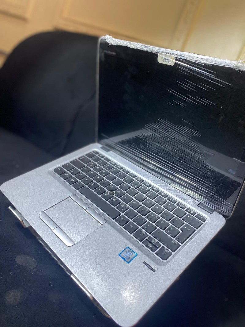 HP ELITEBOOK 820 G3
