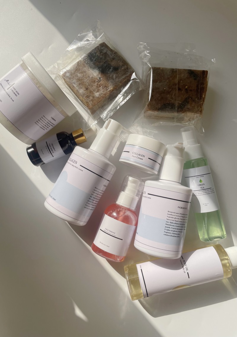 Collagen (Caramella) Brightening and Anti aging Set (Maxi)