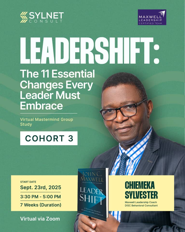 LEADERSHIFT: The 11 Essential Changes Every Leader Must Embrace. [L & L Version]